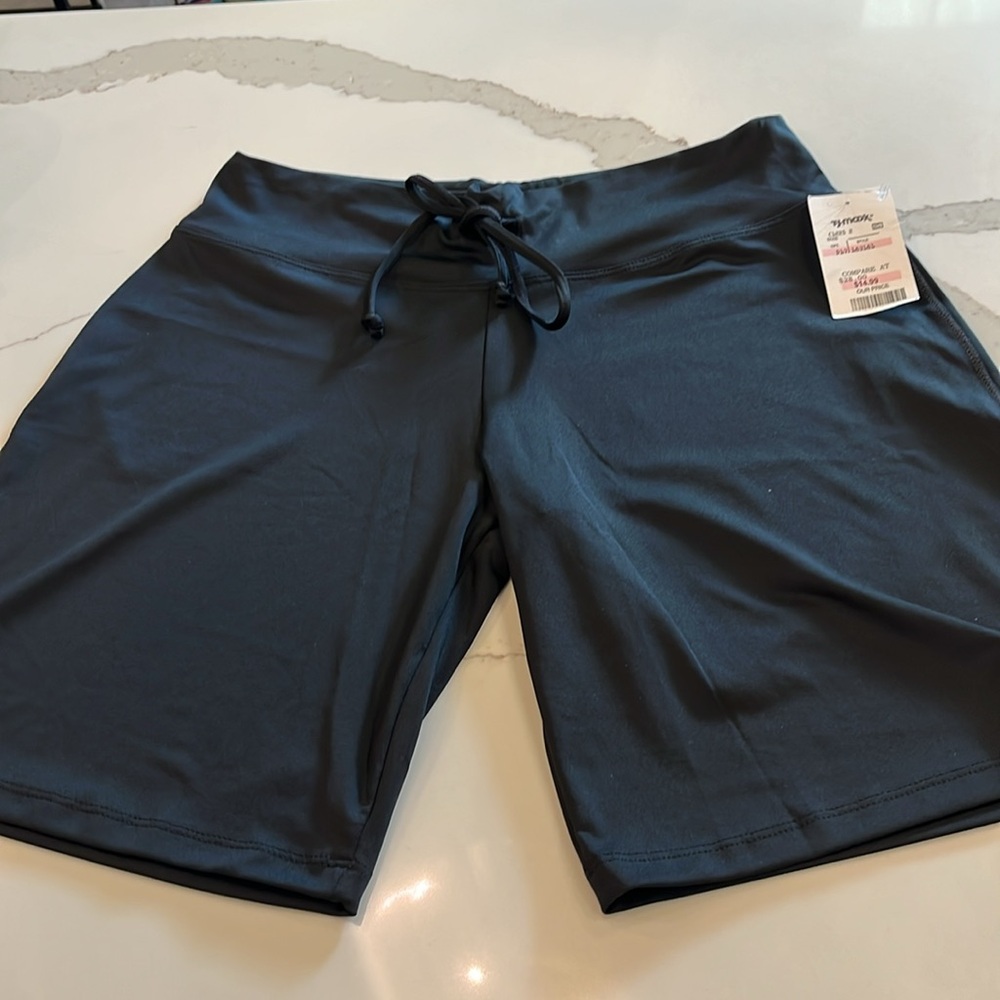 NWT 2 Bike Shorts. Grey & Black. Lots of Spandex. So Sporty & Bold Spirit - Picture 3 of 16
